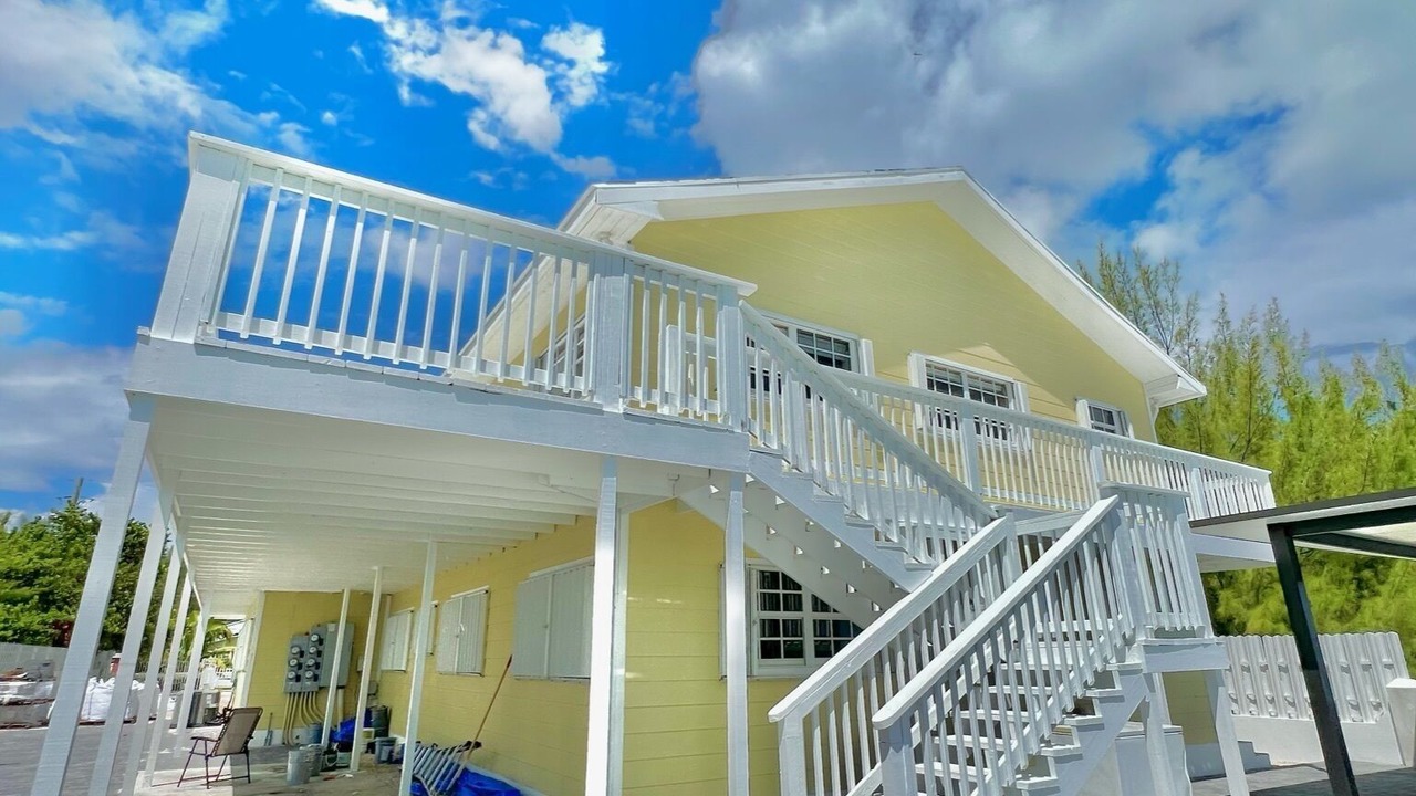 Photo of Outdoor in Alice Town