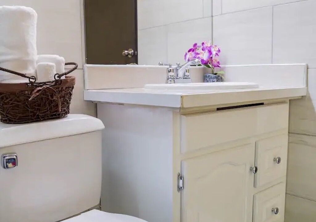 Photo of Bathroom in Eden Gardens