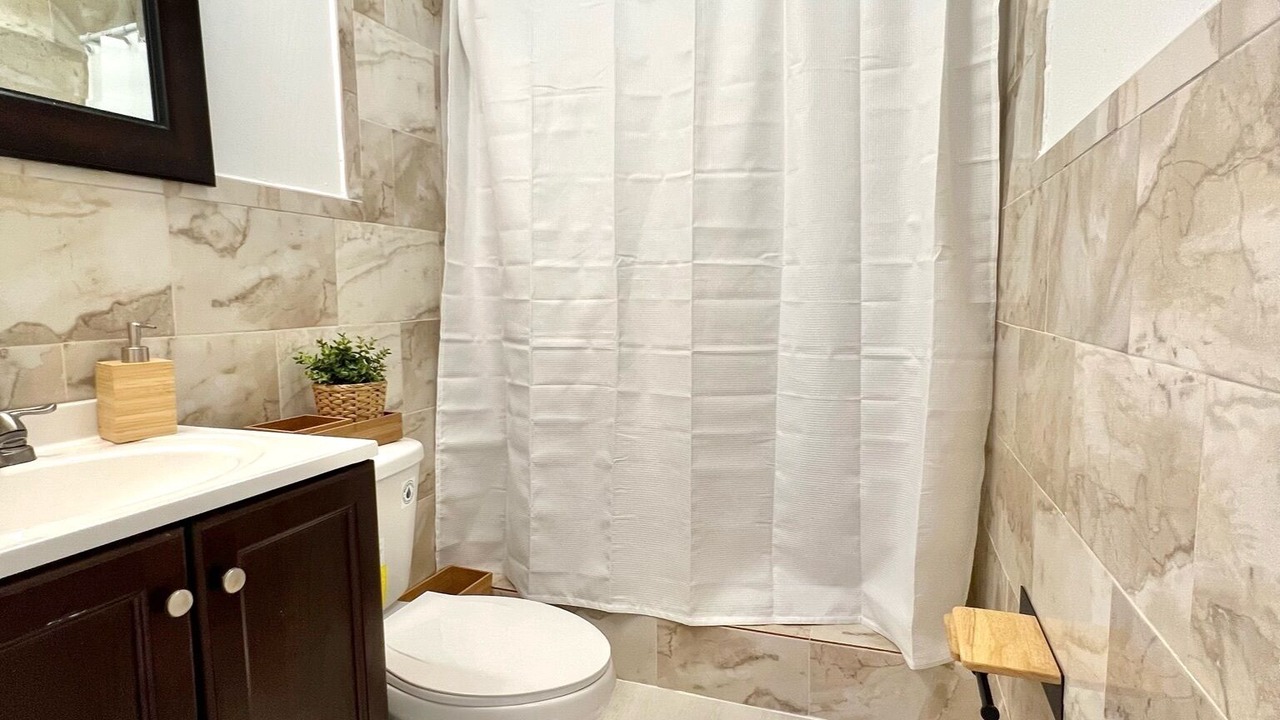Photo of Bathroom in Alice Town