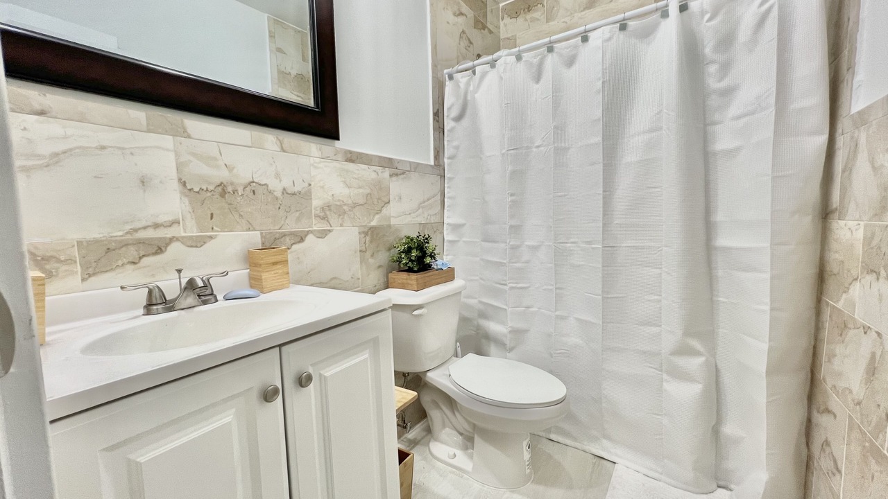 Photo of Bathroom in Alice Town
