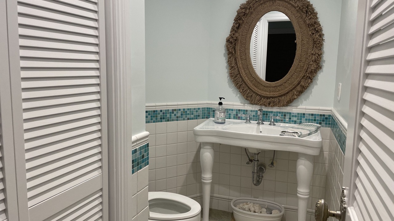 Photo of Bathroom in Treasure Cay