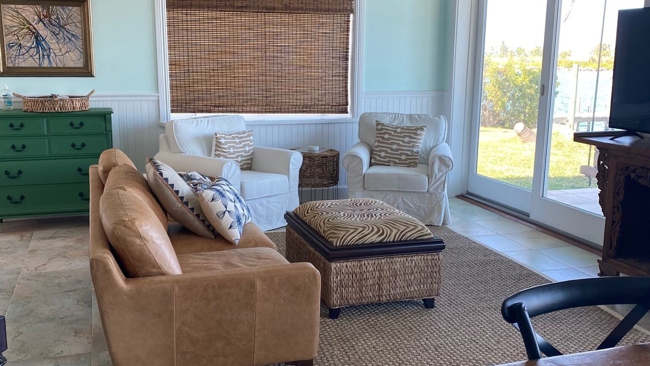 Photo of Livingroom in Treasure Cay