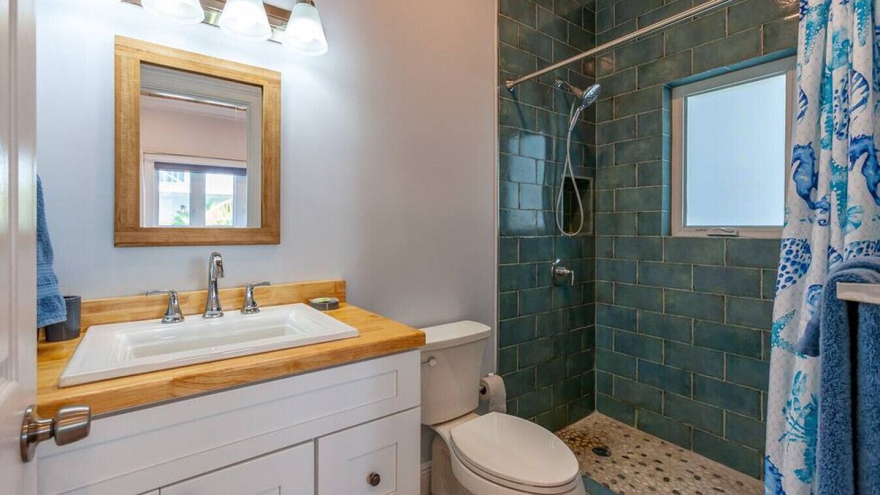 Photo of Bathroom in Great Guana Cay