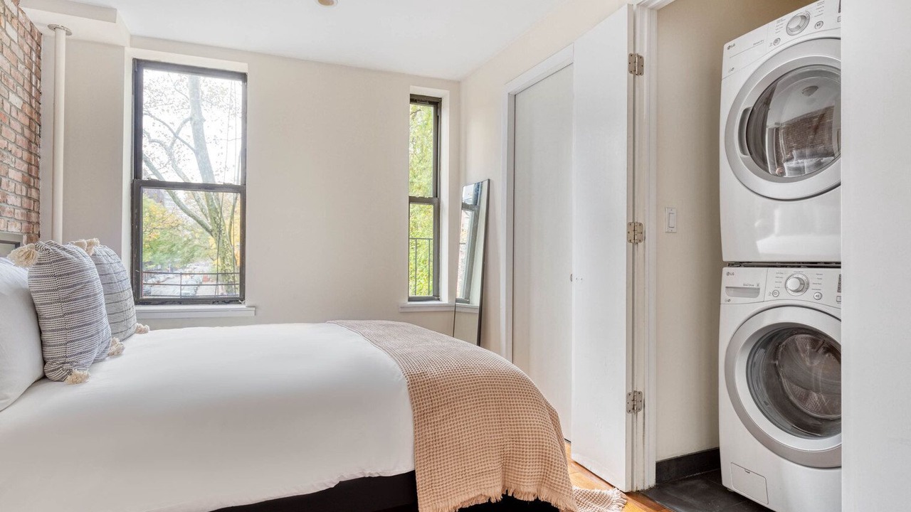 Photo of Bedroom in Bowery
