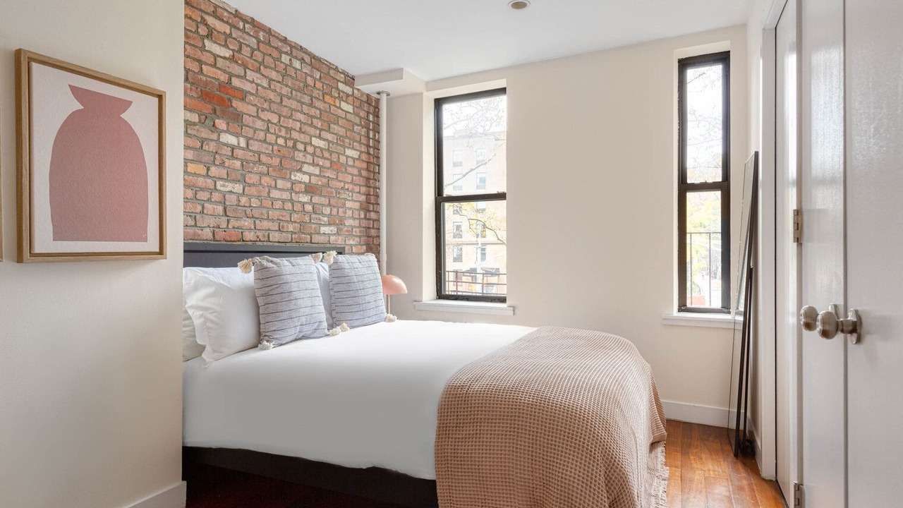 Photo of Bedroom in Bowery