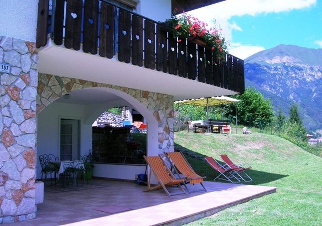Photo of Patio Balcony in Val Maria-Pur
