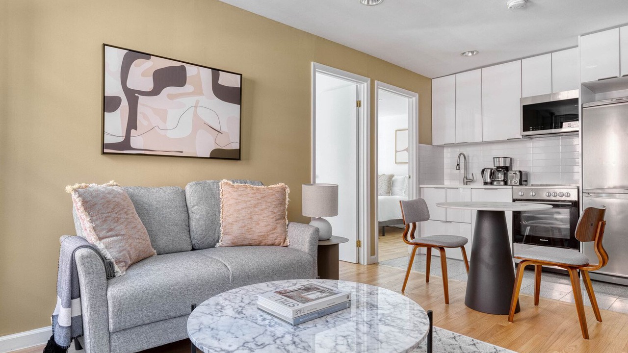 Photo of Livingroom in Little Italy