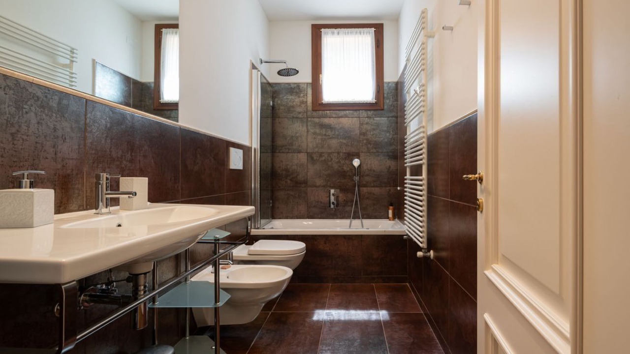 Photo of Bathroom in Cannaregio