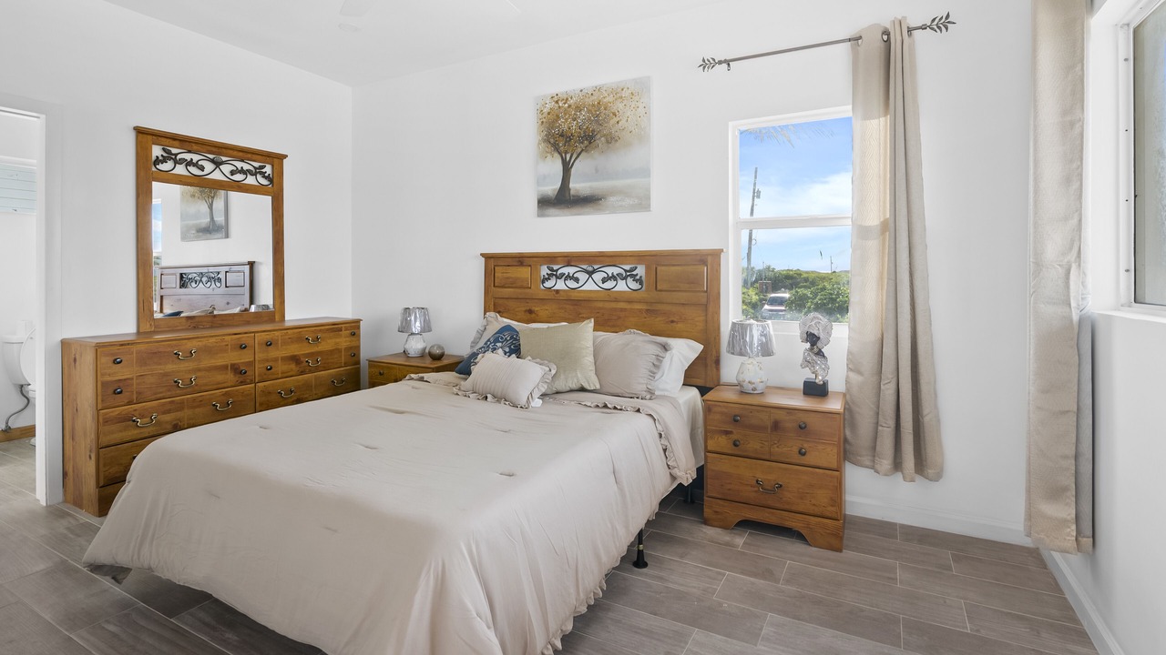 Photo of Bedroom in Farmer's Hill