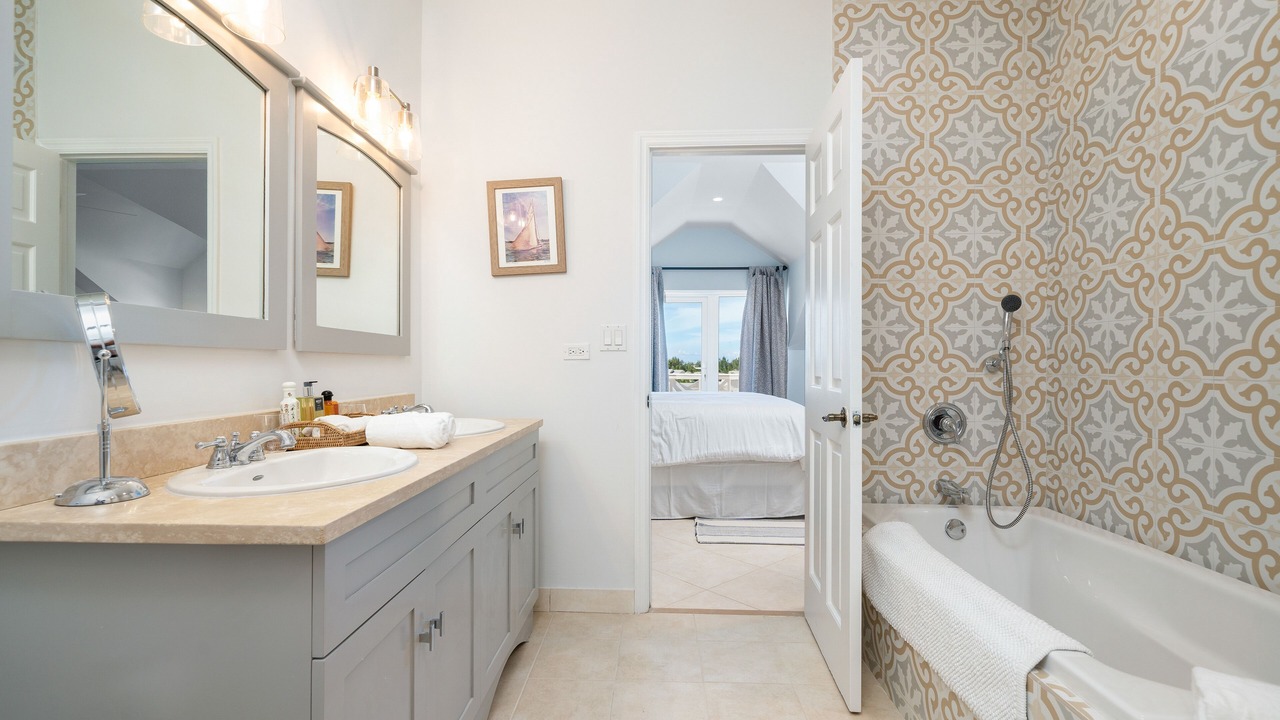 Photo of Bathroom in Nassau