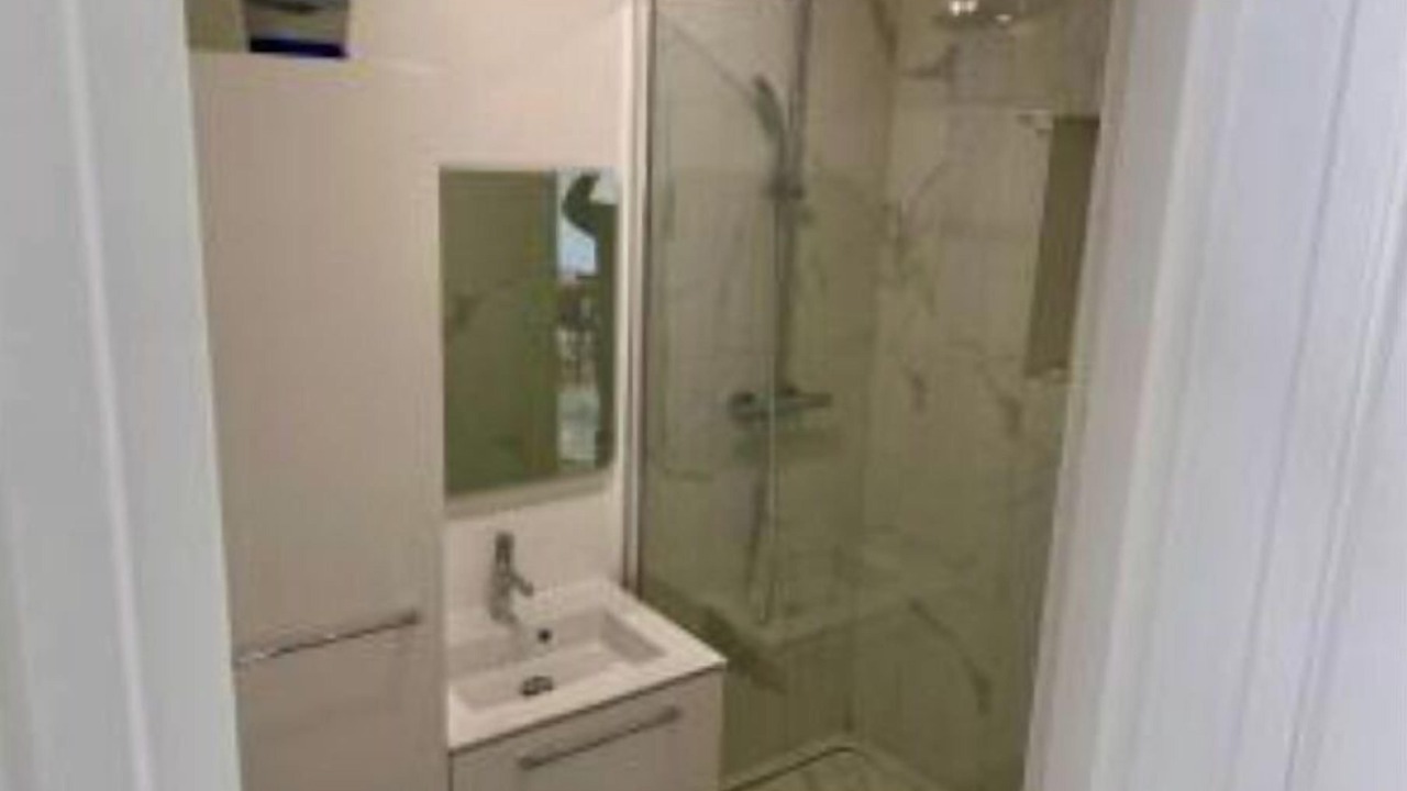 Photo of Bathroom in Quartier de la Goutte-d'Or
