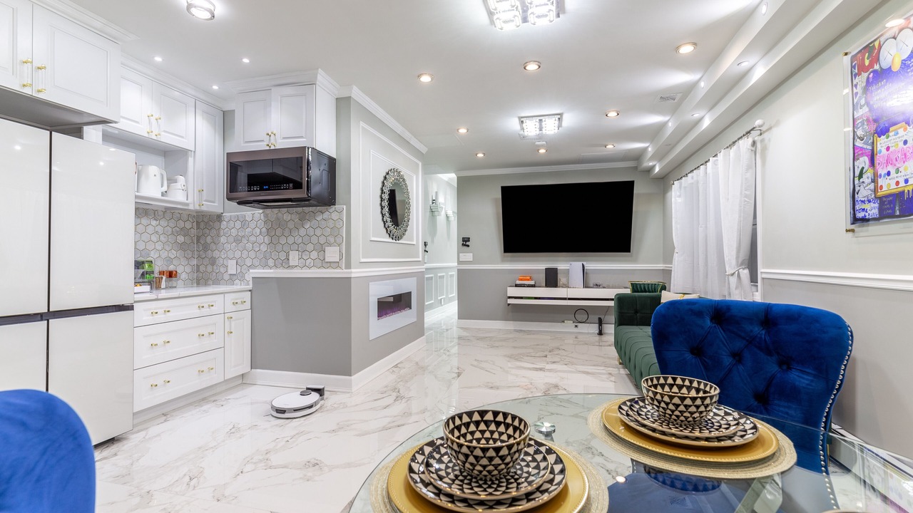 Photo of Livingroom in East Flatbush
