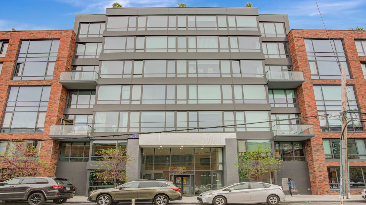 Photo of Outdoor in Greenpoint