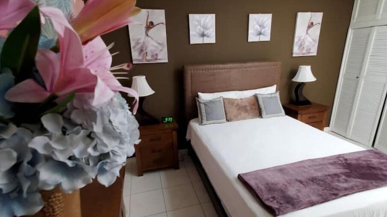 Photo of Bedroom in Saint Andrew