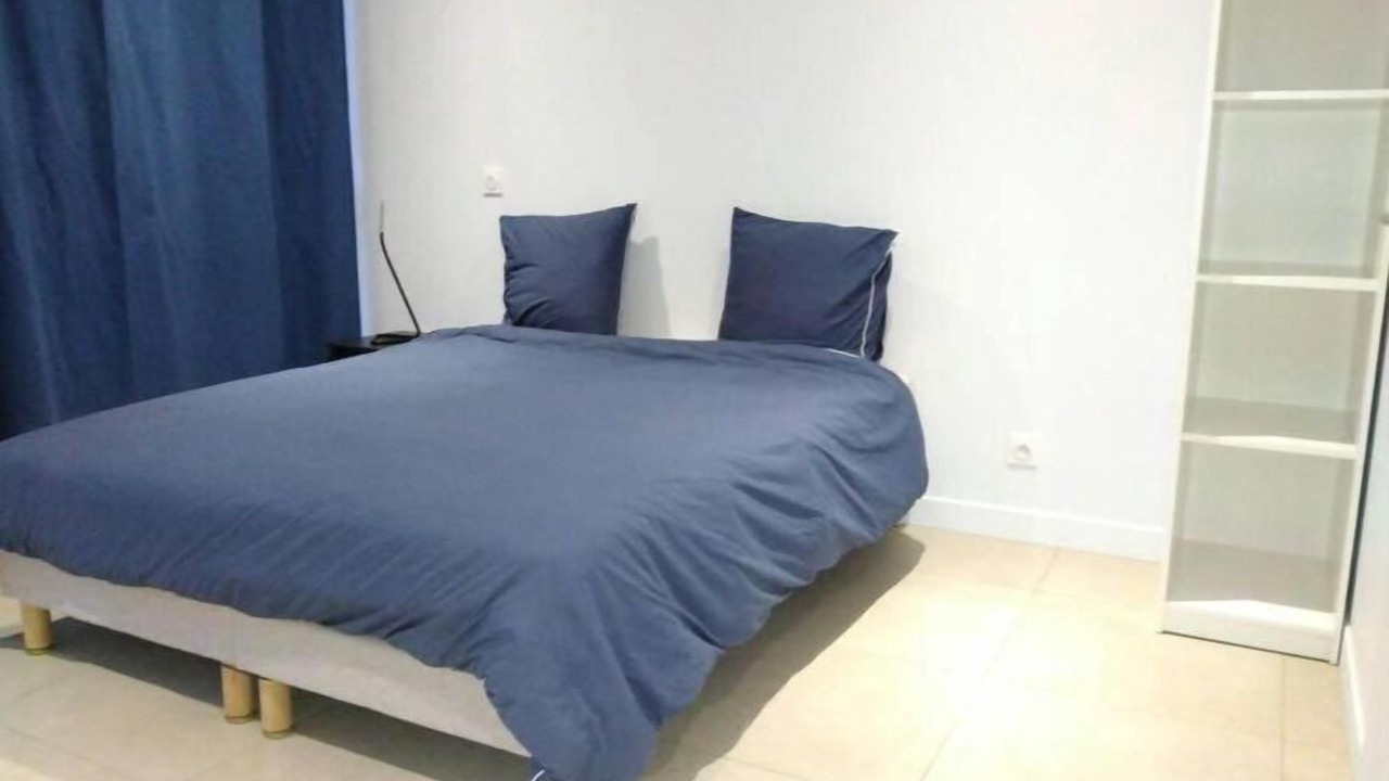 Photo of Bedroom in Cachan