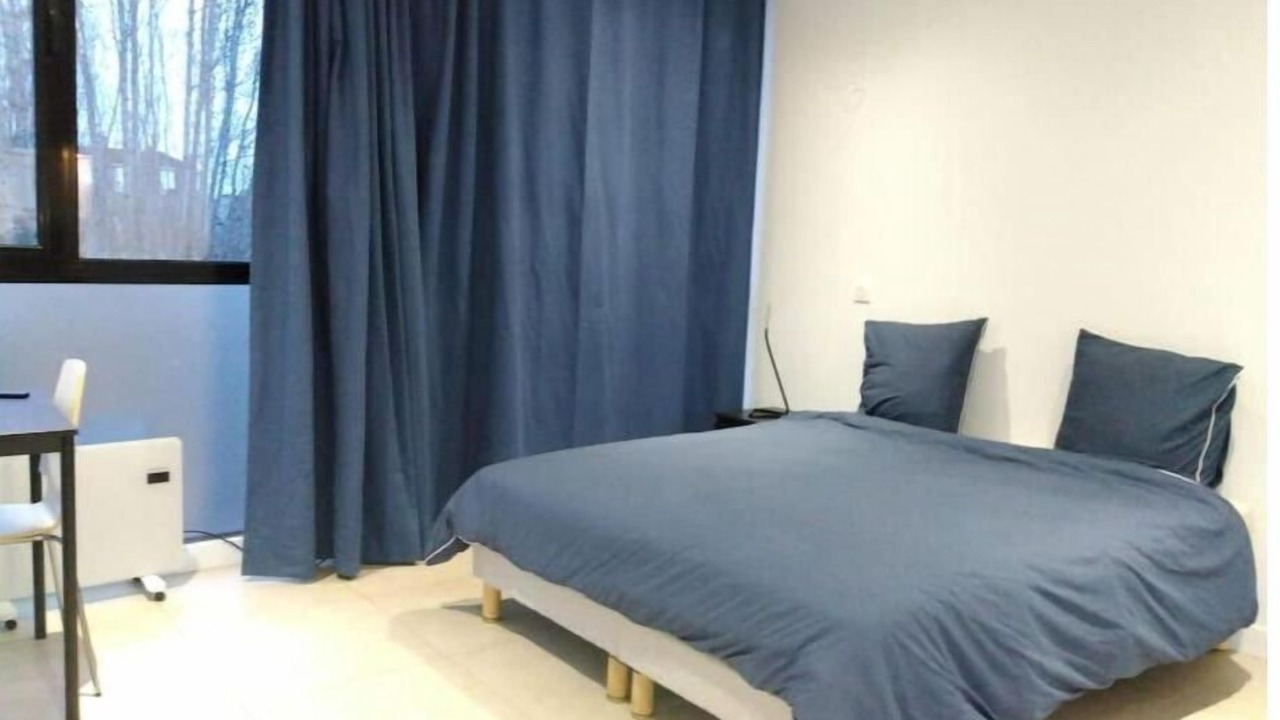 Photo of Bedroom in Cachan