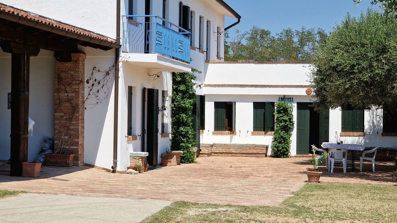 Photo of Outdoor in Baone
