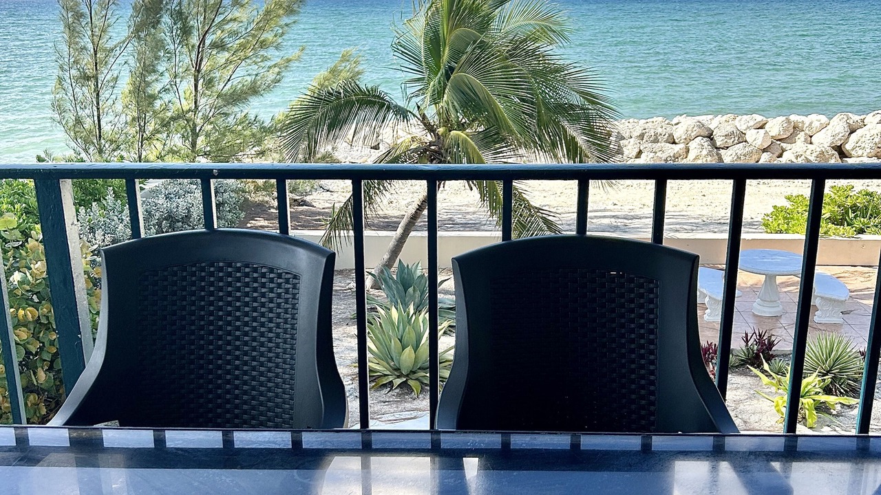 Photo of Patio Balcony in Bahamas Terrace