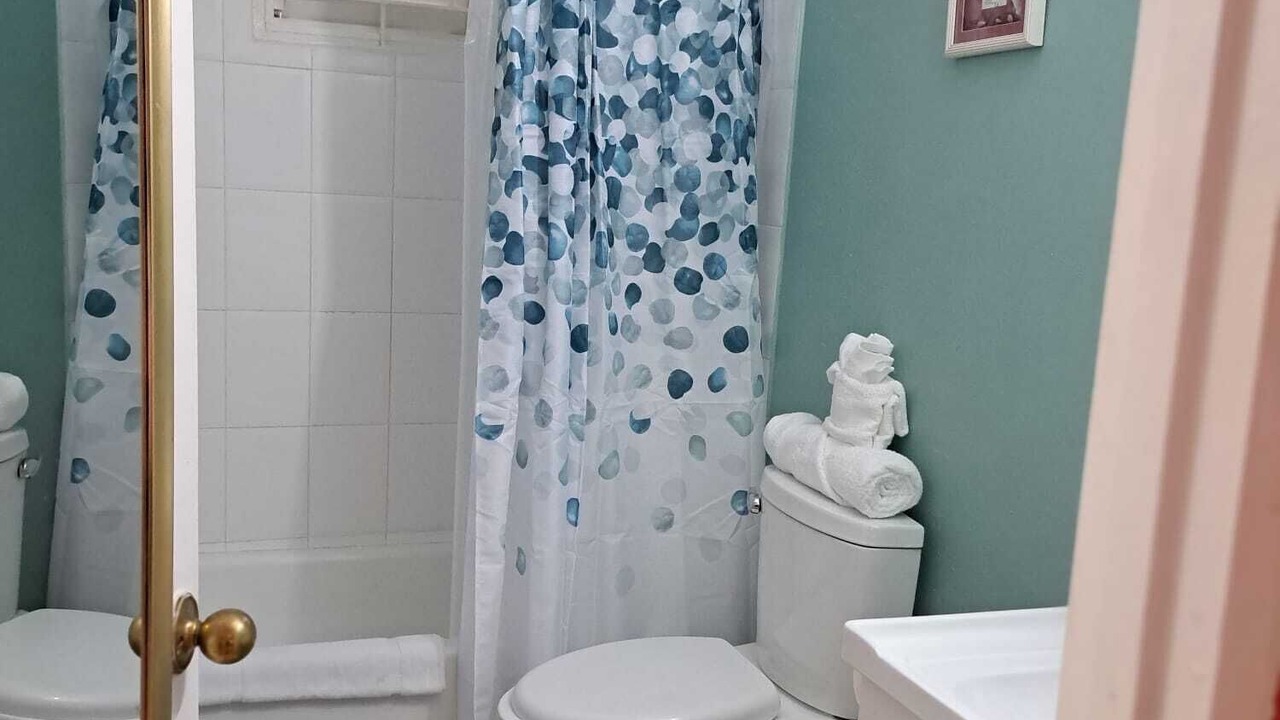 Photo of Bathroom in Camperdown