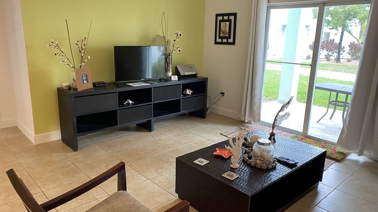 Photo of Livingroom in Alice Town
