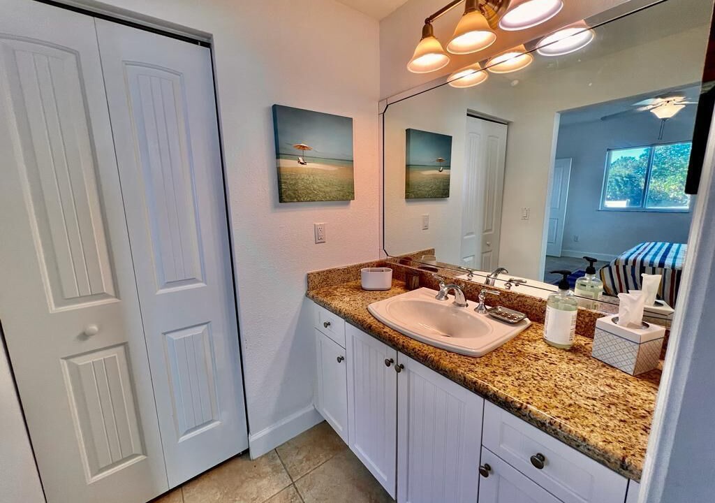 Photo of Bathroom in Alice Town