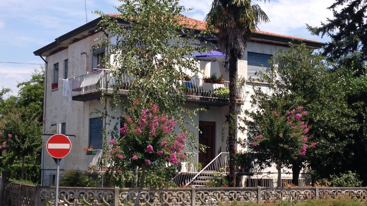 Photo of Outdoor in Dosson