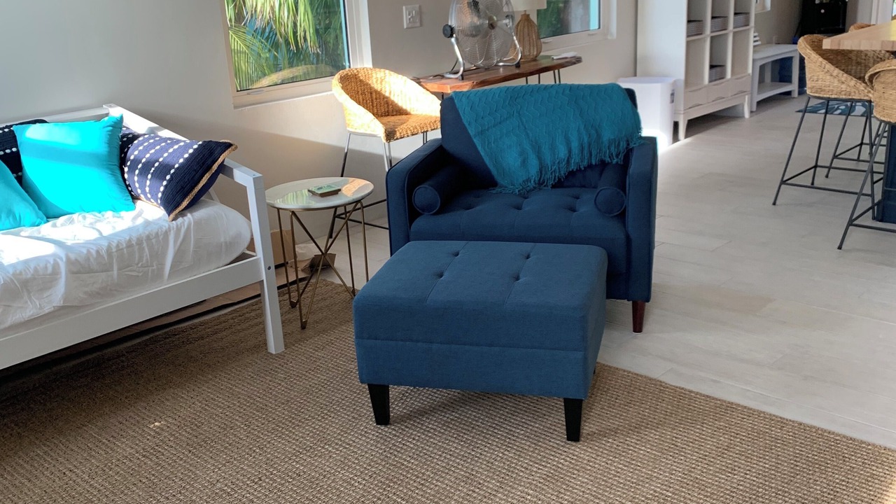 Photo of Livingroom in Spanish Wells