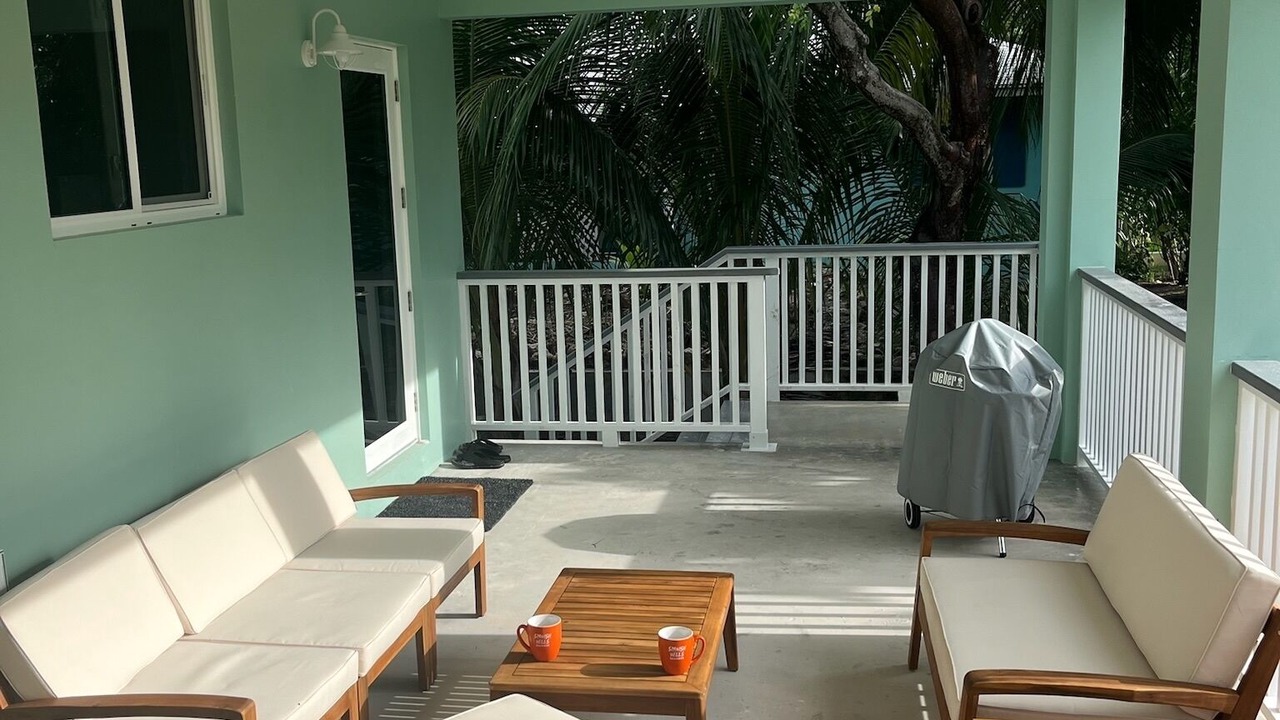 Photo of Patio Balcony in Spanish Wells