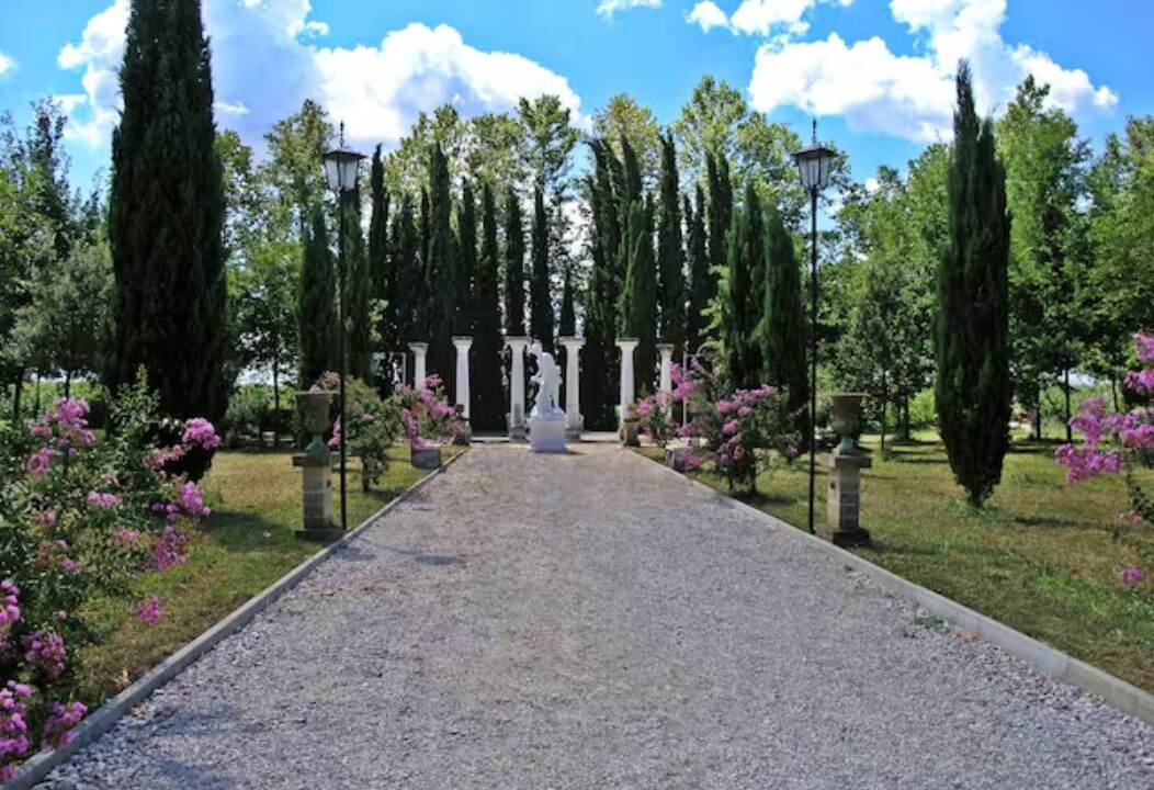 Photo of Outdoor in Rovare