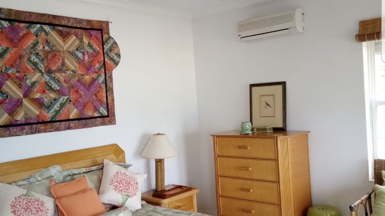 Photo of Bedroom in Rokers Point