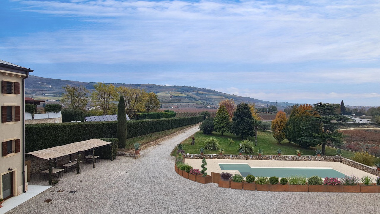 Photo of Outdoor in Lione