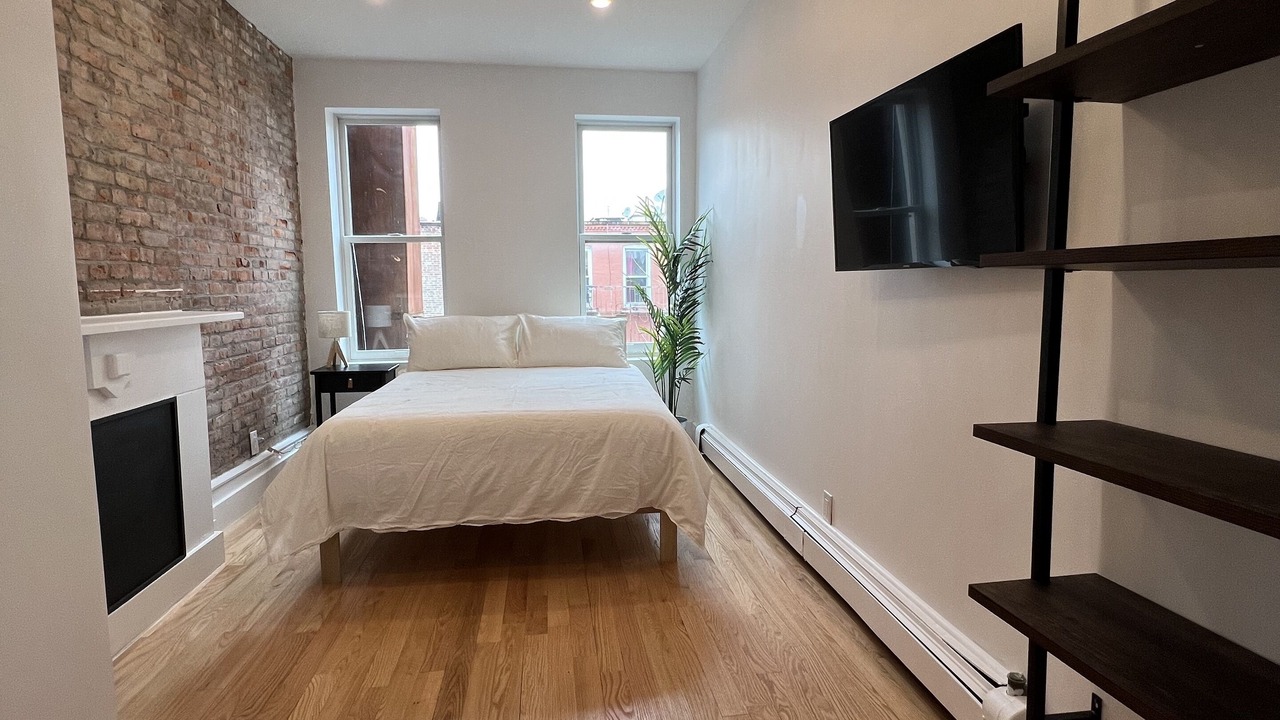 Photo of Bedroom in Bedford-Stuyvesant