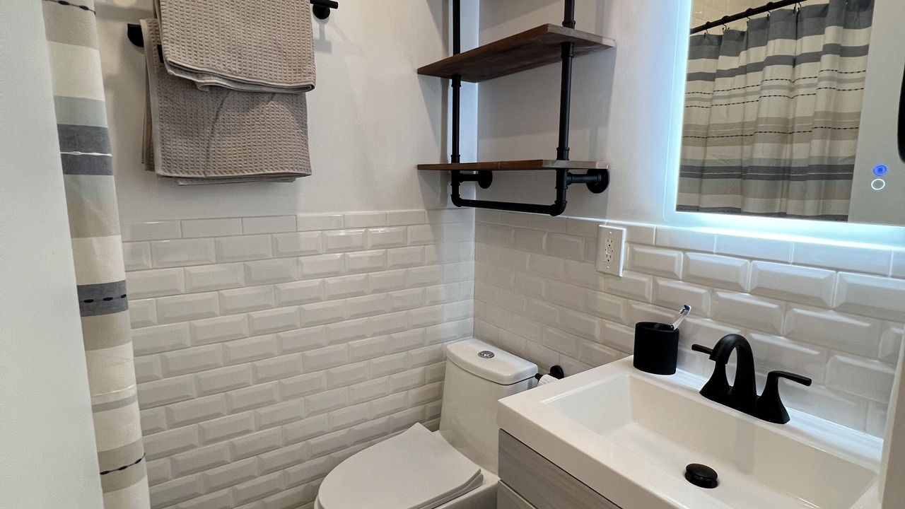 Photo of Bathroom in Bedford-Stuyvesant