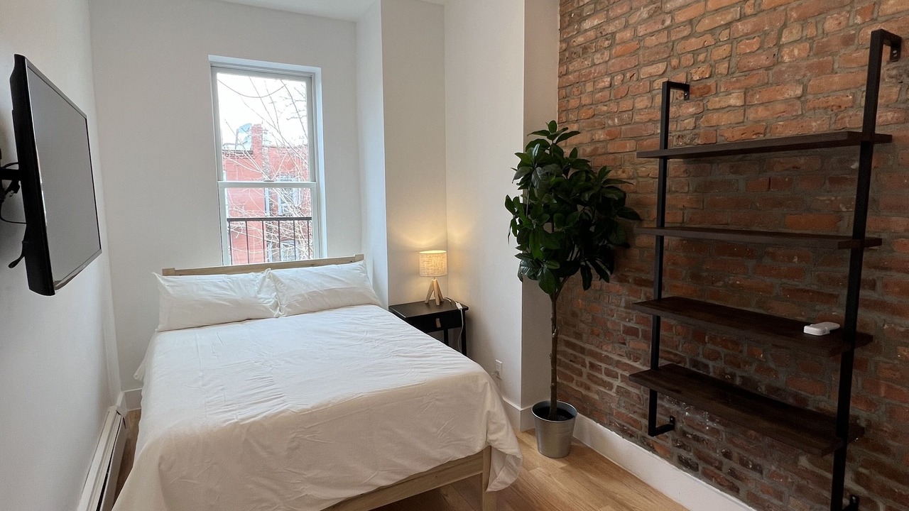 Photo of Bedroom in Bedford-Stuyvesant