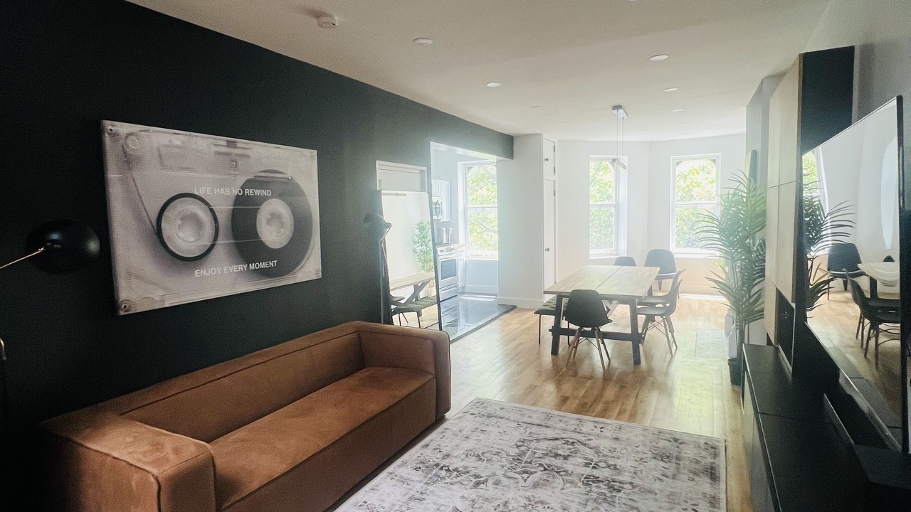Photo of Livingroom in Bedford-Stuyvesant