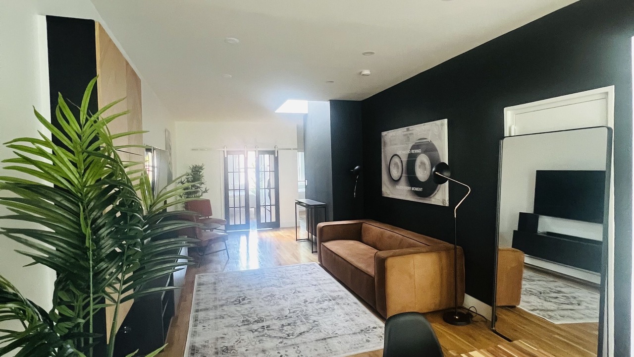Photo of Livingroom in Bedford-Stuyvesant