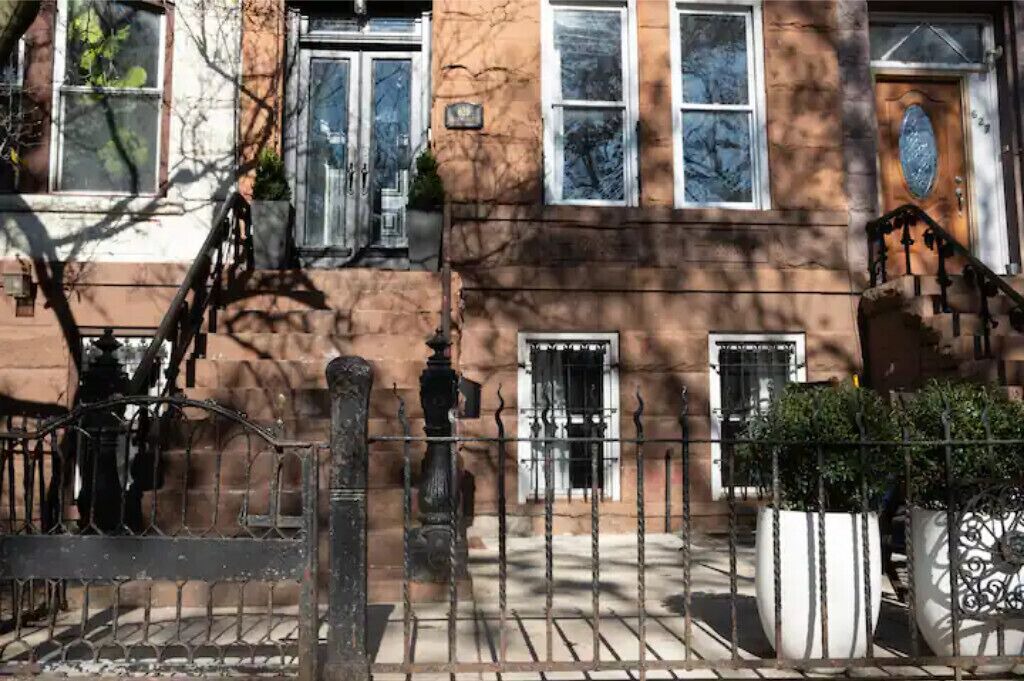 Photo of Outdoor in Ocean Hill