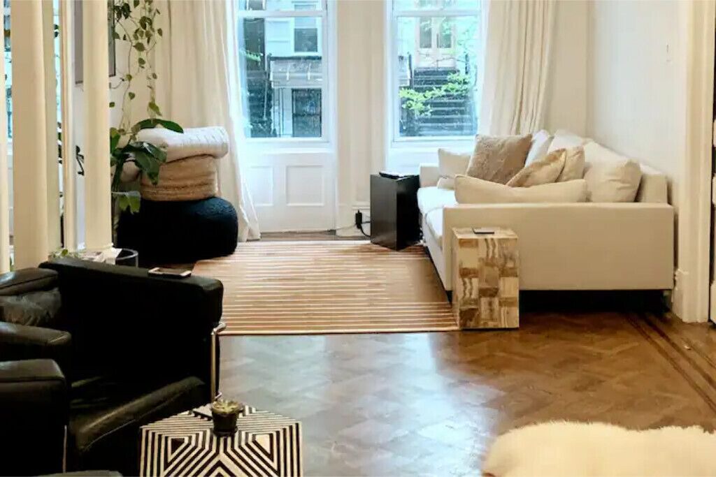 Photo of Livingroom in Ocean Hill