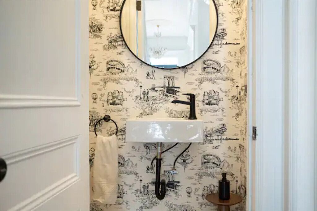 Photo of Bathroom in Ocean Hill