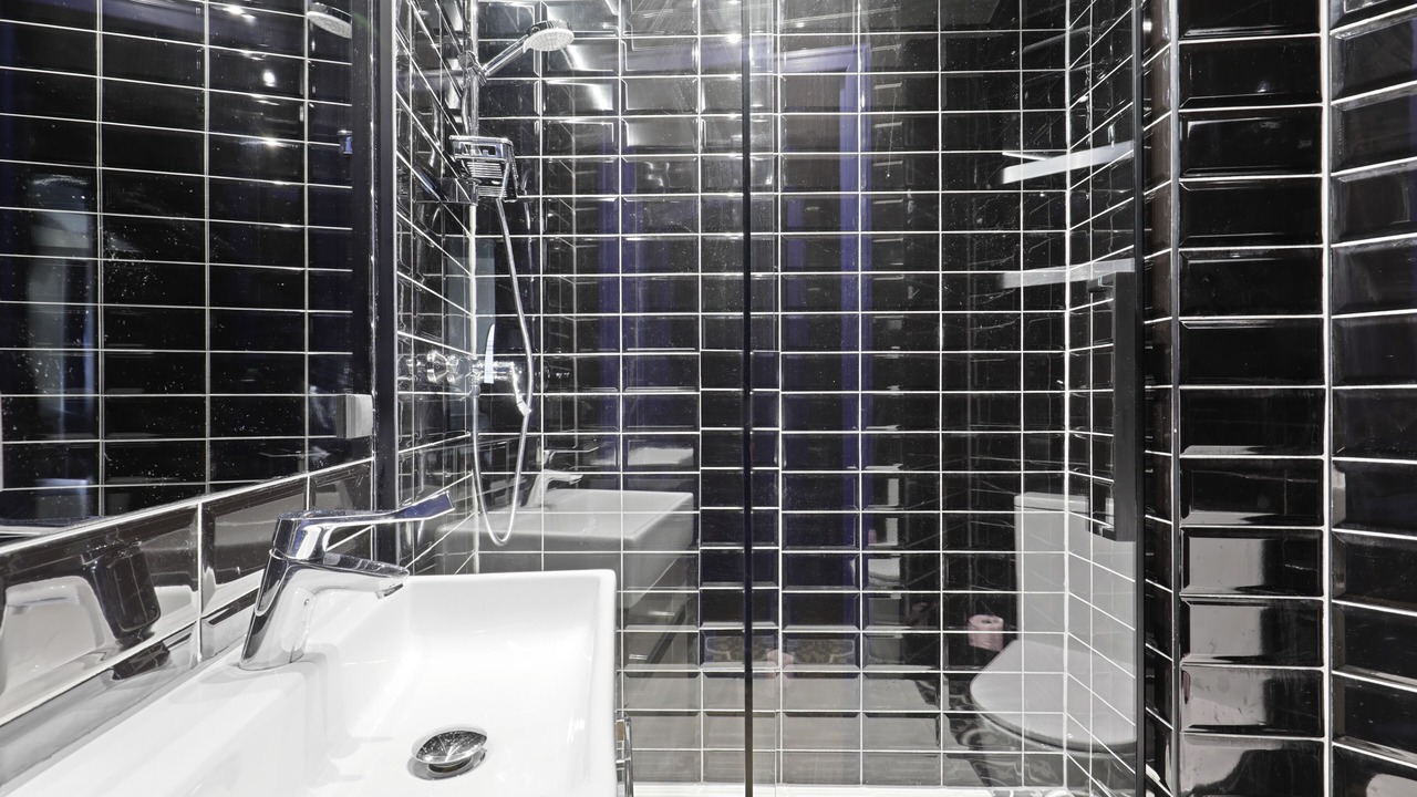 Photo of Bathroom in Quartier de la Goutte-d'Or