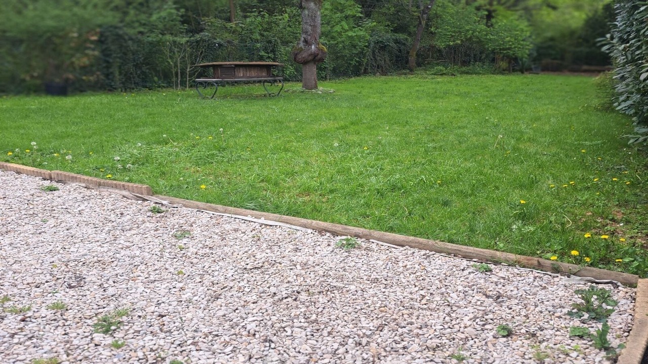 Photo of Outdoor in Montry