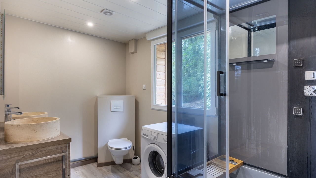 Photo of Bathroom in Montry