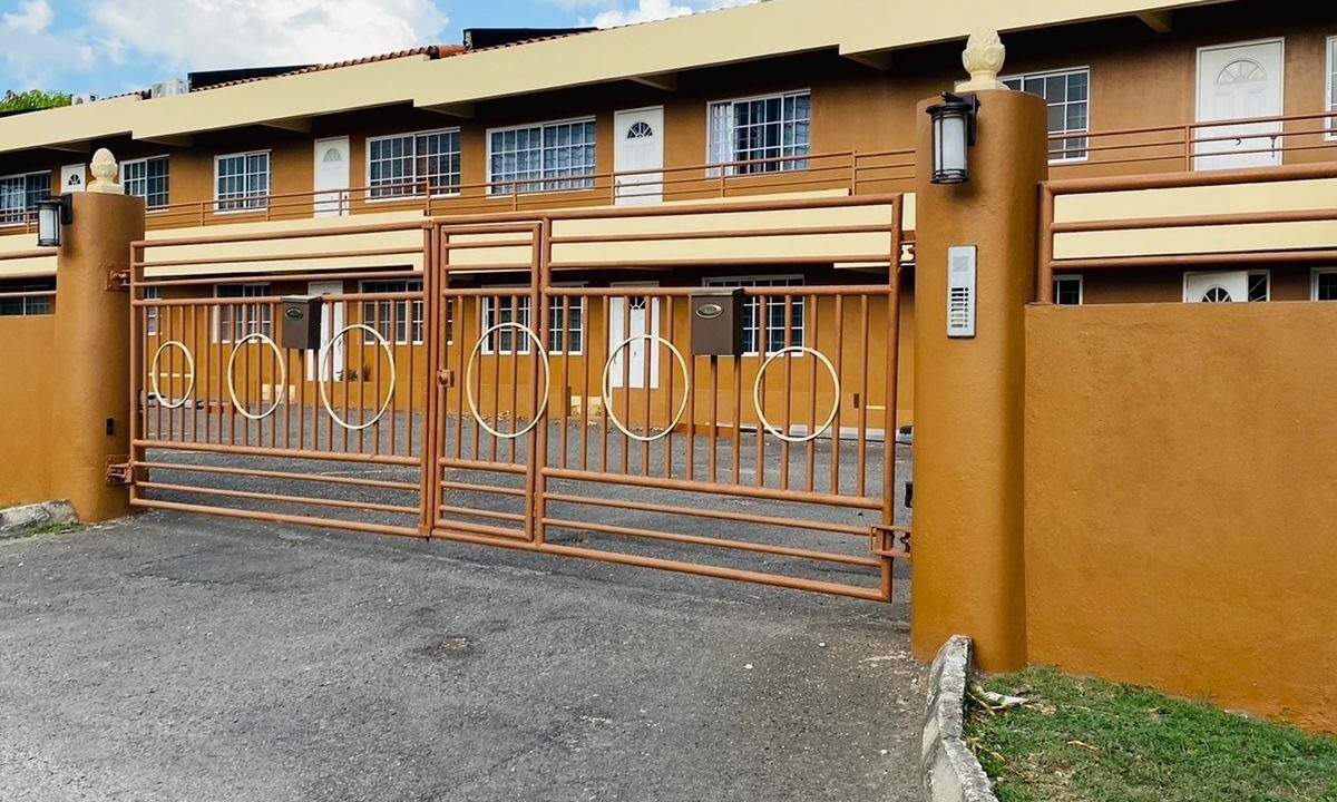 Photo of Outdoor in Molynes Gardens