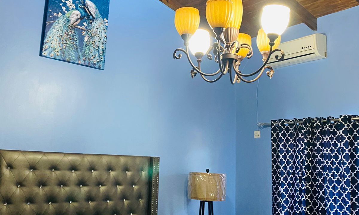 Photo of Bedroom in Molynes Gardens