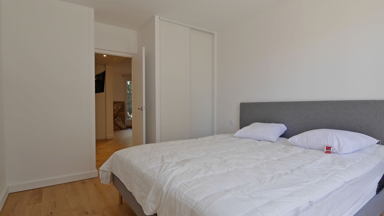 Photo of Bedroom in Bercy