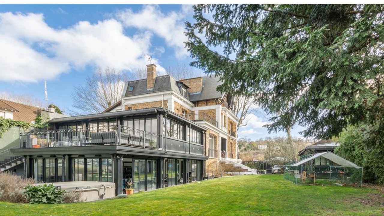 Photo of Outdoor in La Varenne Saint-Hilaire