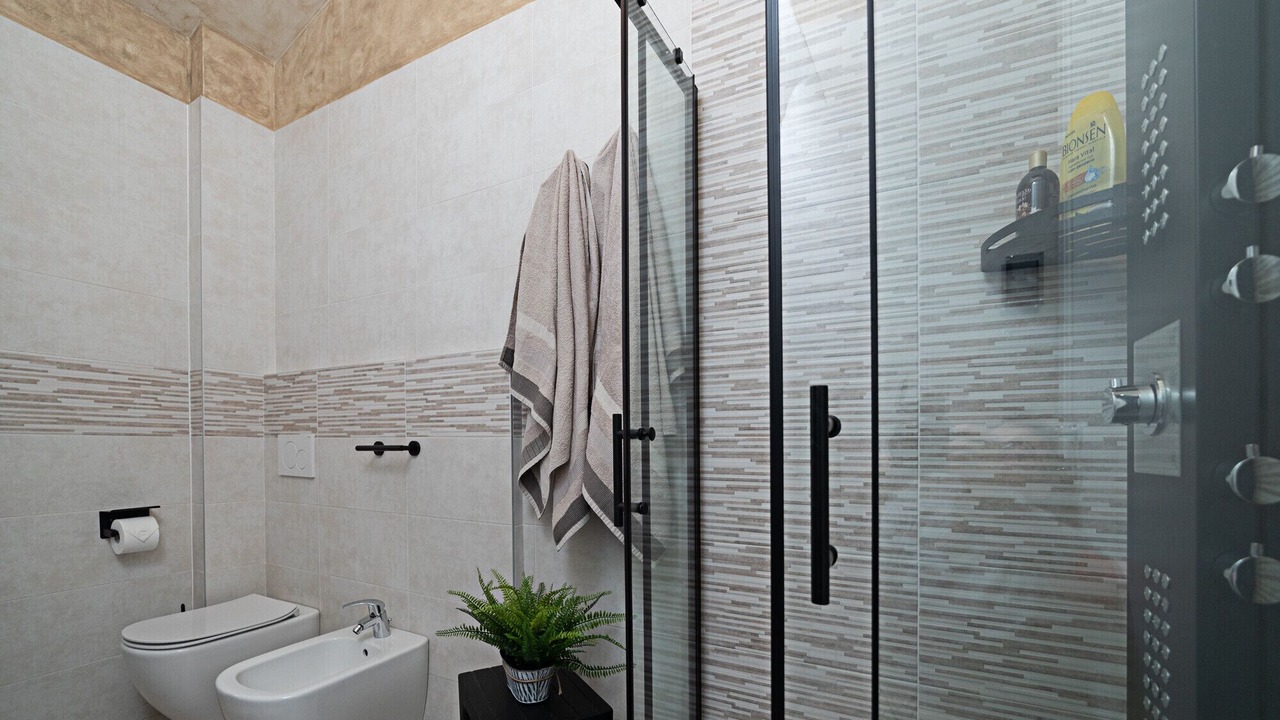 Photo of Bathroom in Montioni