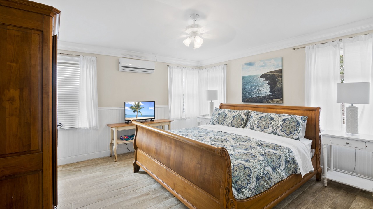 Photo of Bedroom in Farmer's Hill