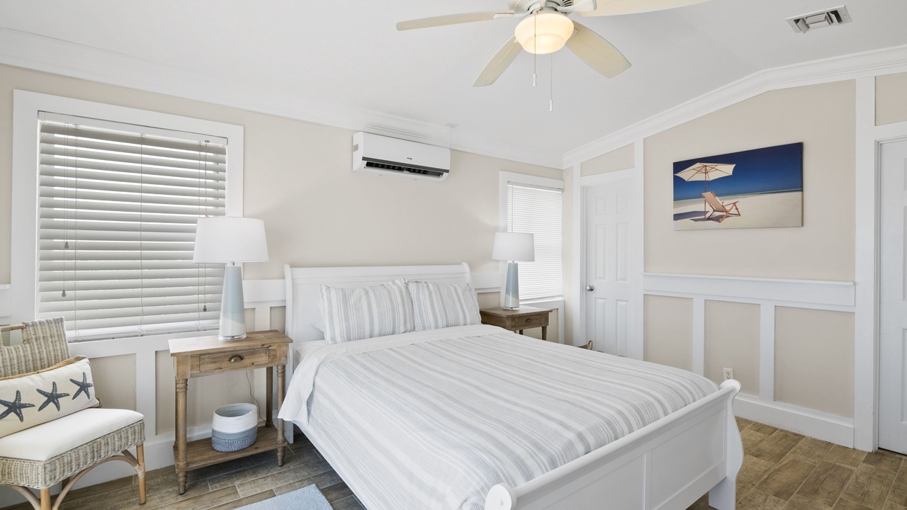 Photo of Bedroom in Farmer's Hill