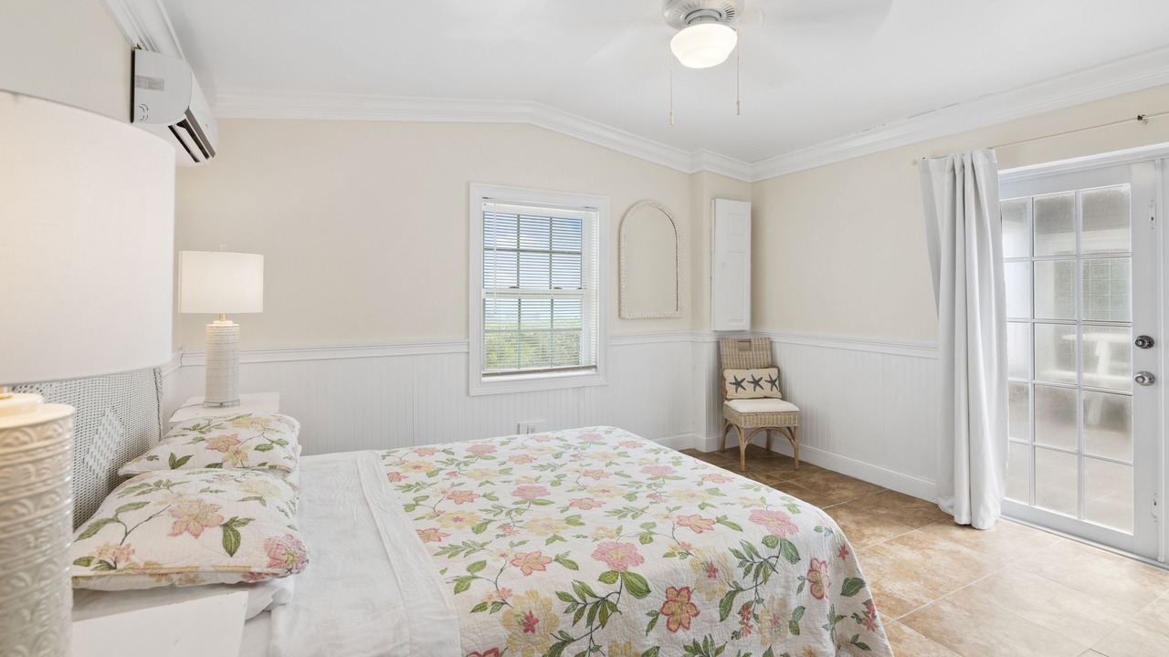 Photo of Bedroom in Farmer's Hill